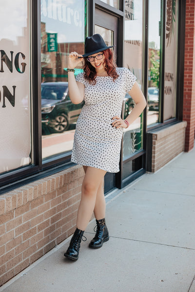 White Sheath Rib Knit Dress with Black Floral XLarge White Sheath Rib Knit Dress with Black Floral XLarge